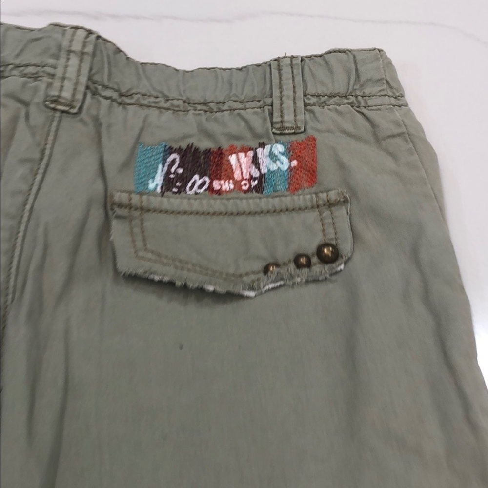 Pants - Picture 3 of 6